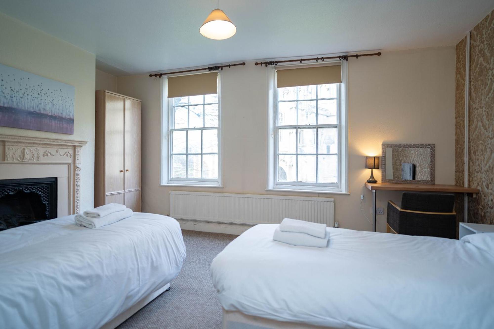 Church Lane Apartments Boston Room photo